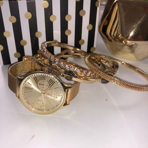 Set of watch/bangles.